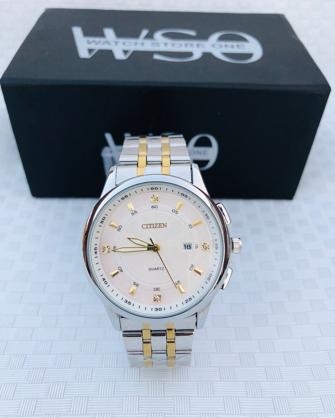 CT PREMIUM WATCH